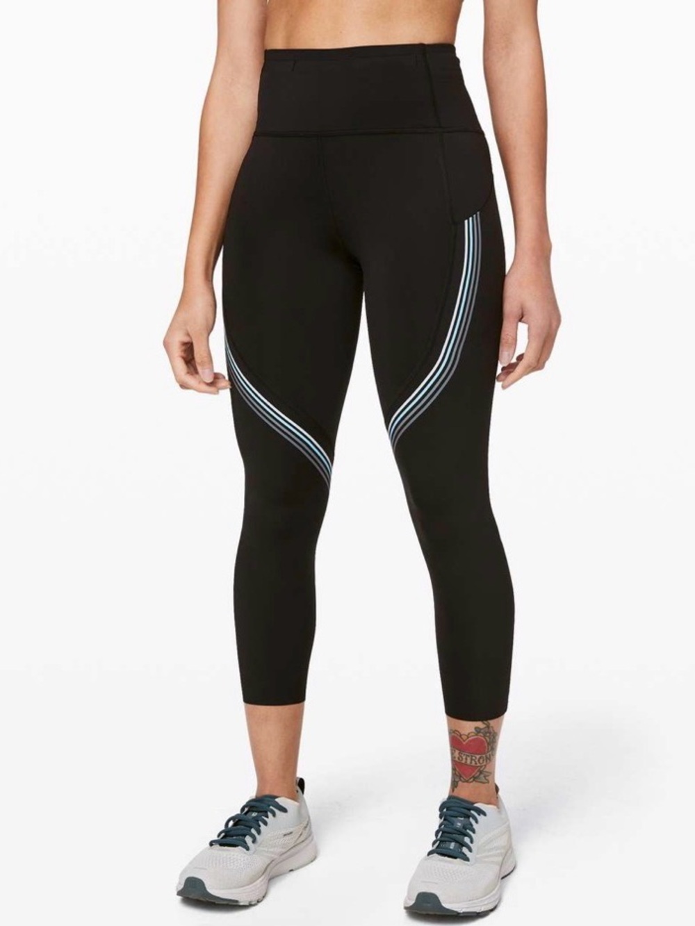 LULULEMON EUC SIZE 8 SPEED LIMIT CROP/ 23” Black